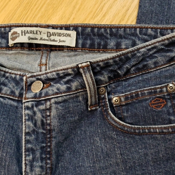 Harley jeans size 8. Boot cut - Picture 4 of 5